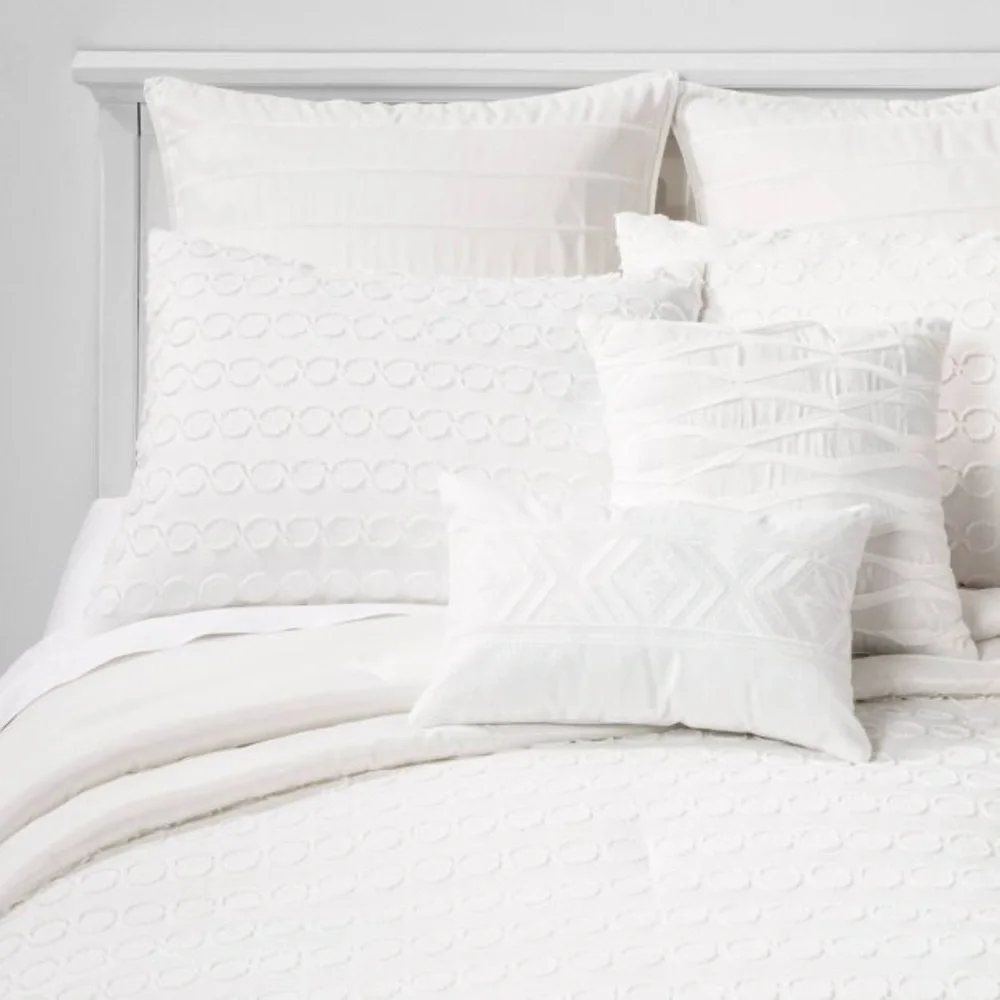 Threshold 8pc Suffolk Comforter Set White